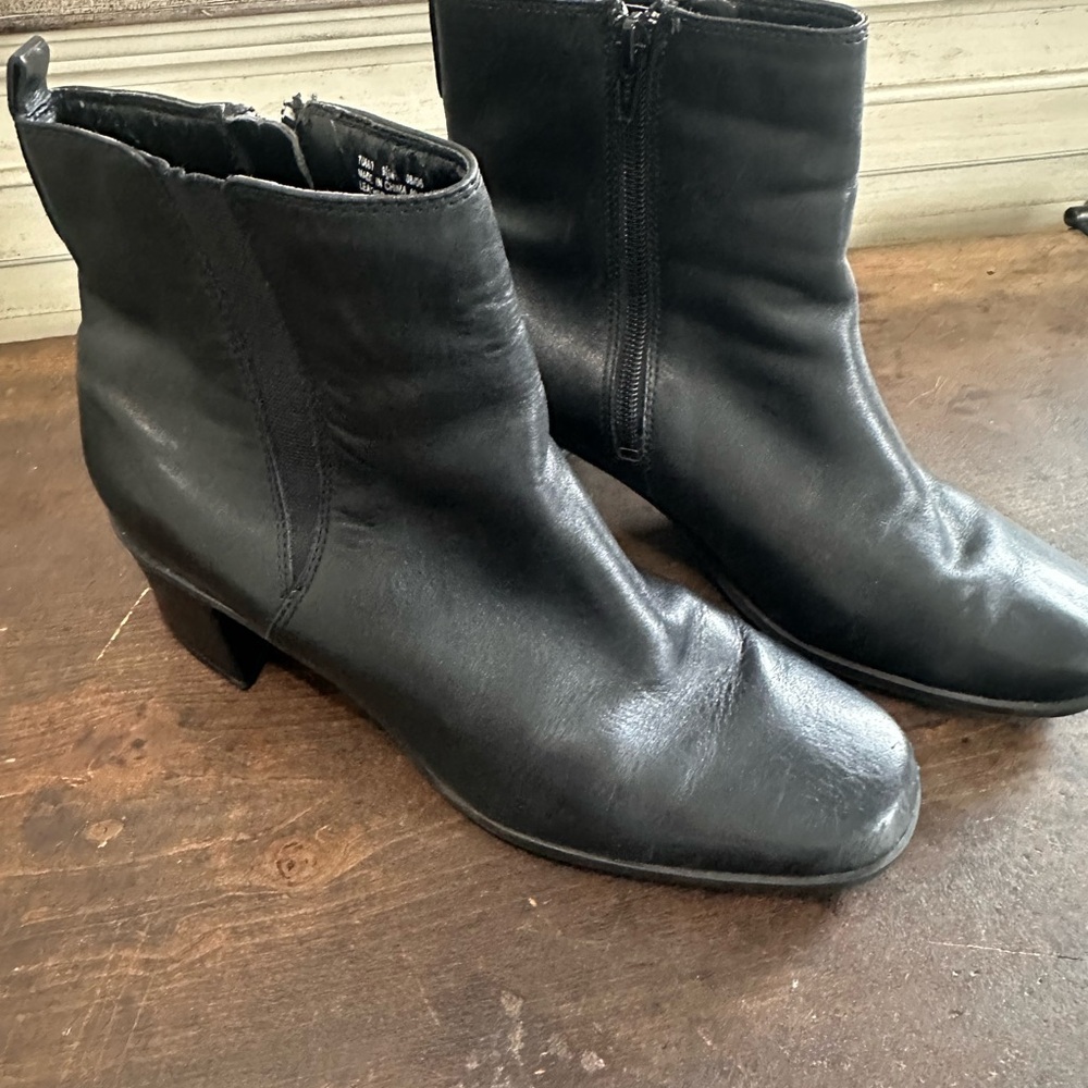 ❤️❤️ 4 for 25$ ❤️❤️ Clarks Black Ankle Boots with Smooth Leather Finish